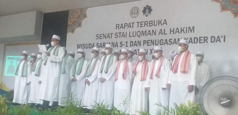 STAIL Surabaya menggelar acara wisuda dan penugasan kader dai, di kampus Hidayatullah Surabaya, Sabtu  (11/9).