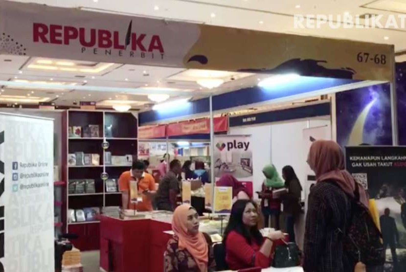 Stan pameran buku Penerbit Republika di IIBF 2018, Jakarta
