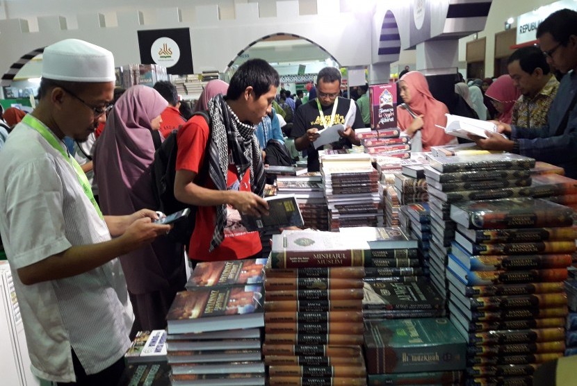 Stan Pustaka Al-Kautsar di Islamic Book Fair (IBF) 2017.