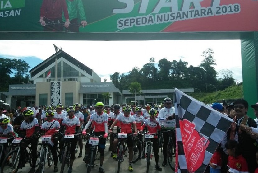 Start Jelajah Sepeda Nusantara di Entikong, Sanggau, 