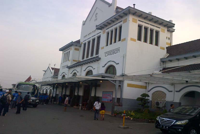 Stasiun Cirebon.