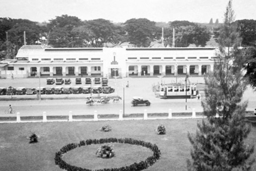 Stasiun Gambir di tahun 1939