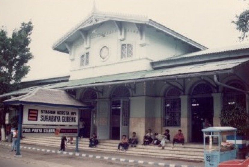 Stasiun Gubeng
