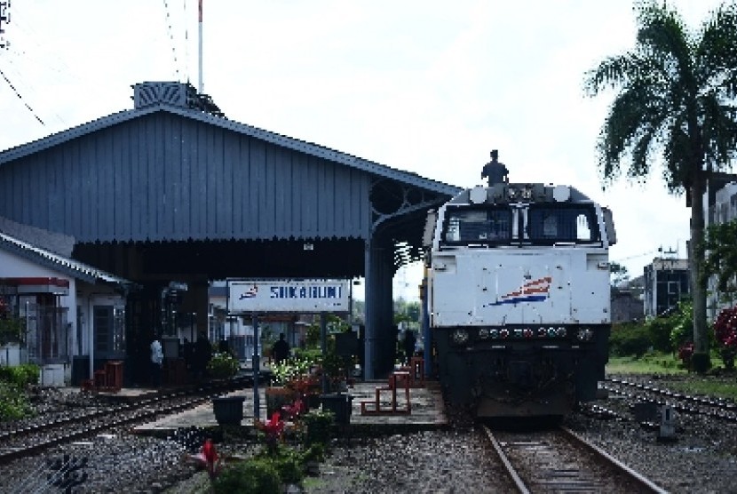 Stasiun Kereta Api Kota Sukabumi, Jawa Barat.