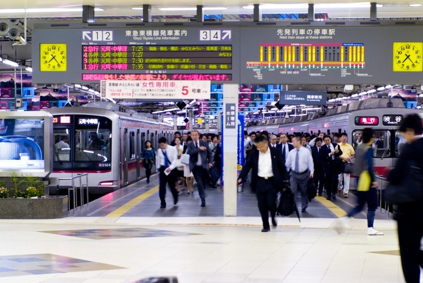 Stasiun Metro Tokyo Shibuya, salah satu yang paling ramai dengan turis.