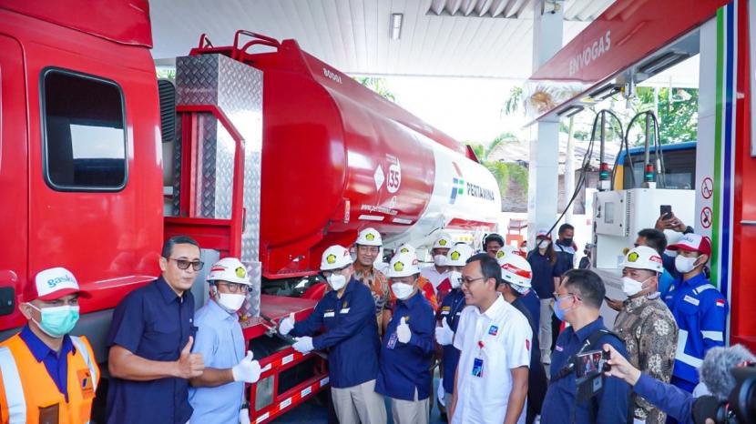 Stasiun Pengisian Bahan Bakar Gas (SPBG) Penggaron dan SPBG Mangkang di Kota Semarang, Jawa Tengah resmi beroperasi.