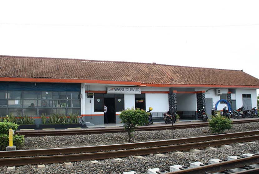 Stasiun Waruduwur