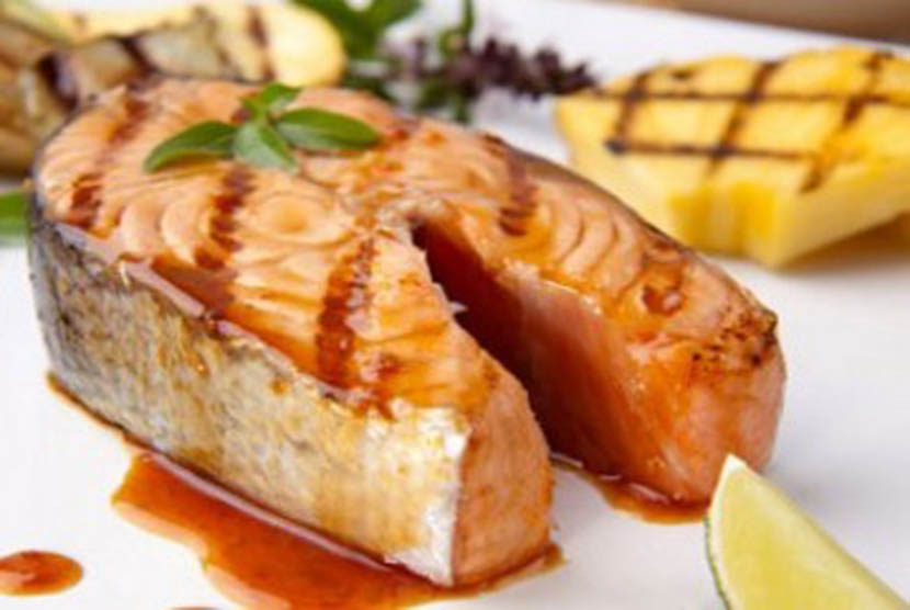 Steak ikan salmon (Ilustrasi)