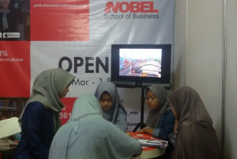 STIE Nobel menjadi salah satu peserta dalam Pameran Inovasi Perguruan Tinggi di Celebes Convention Center, Makassar. STIE Nobel menggratiskan biaya pendaftaran calon mahasiswa baru jenjang S1 dan S2 selama pameran berlangsung.