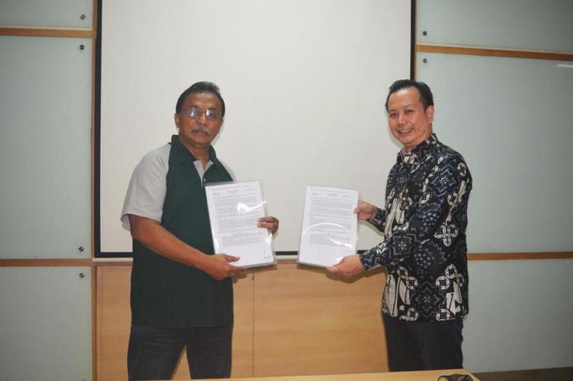 STMIK Nusa Mandiri menjalin kerja sama dengan Pintaria untuk mendukung pendidikan jarak jauh (PJJ) berkualitas.