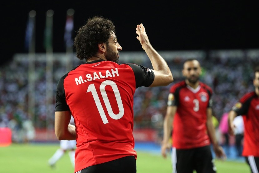 Striker Mesir, Mohamed Salah saat merayakan gol. 