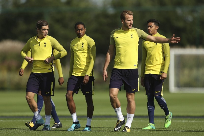 Latihan para pemain Tottenham Hotspur di Liga Primer Inggris (ilustrasi)