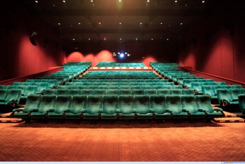 Studio bioskop. Hambat penyebaran corona, bioskop AS mungkinkan penonton duduk berjarak.