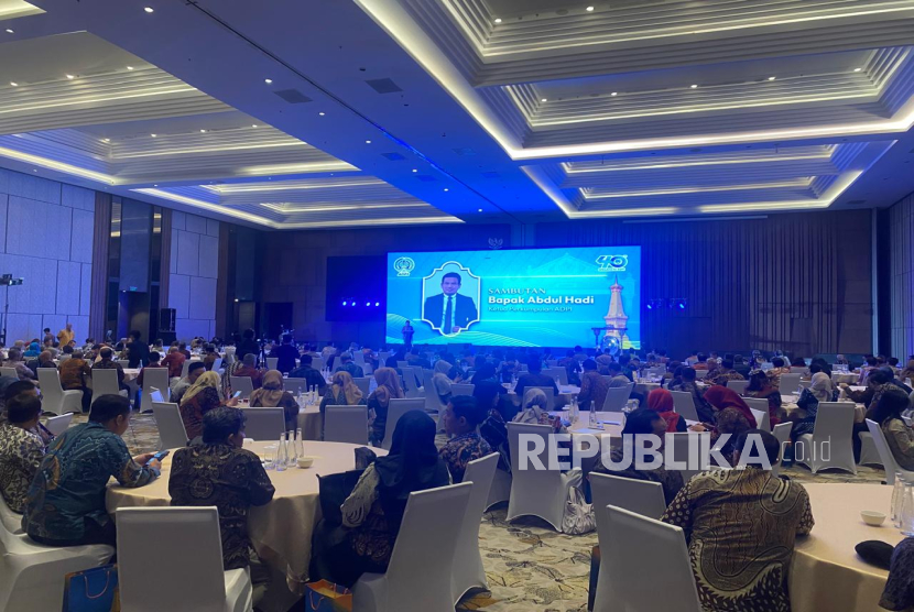 Suasana acara Seminar Nasional Transformasi Dana Pensiun Menuju Masa Depan Berkelanjutan di Kraton Ballroom Hotel Marriott, Yogyakarta, Kamis (28/8/2025). 