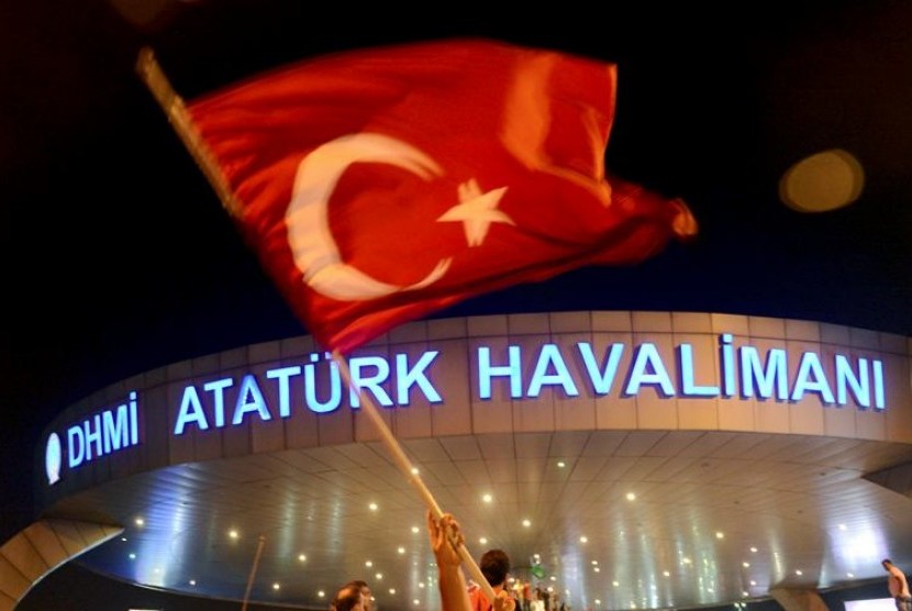 Suasana Bandara Attaturk, Istanbul