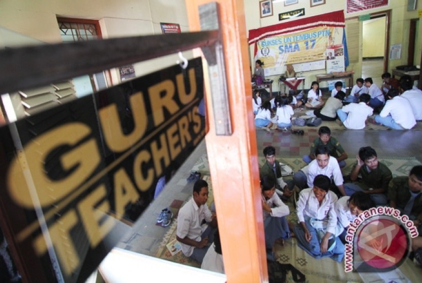 Suasana belajar mengajar siswa SMA 17 Yogyakarta