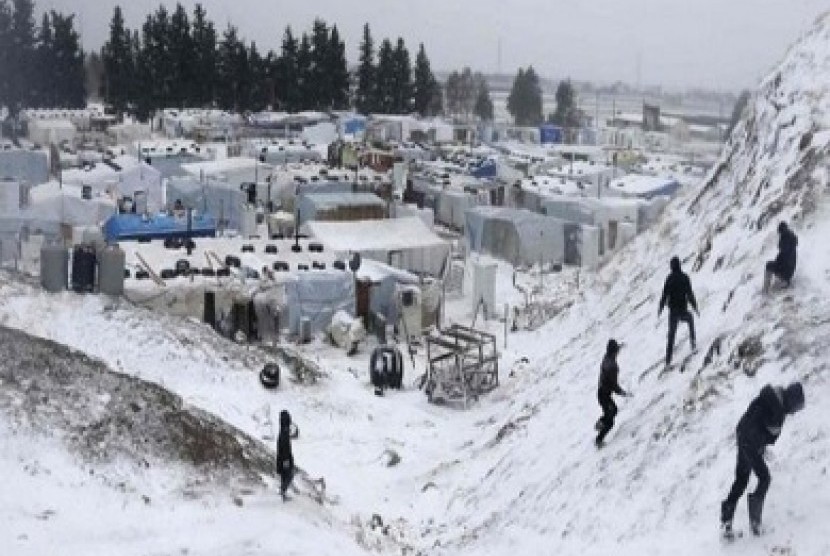 Suasana bersalju di pegunungan Lebanon.