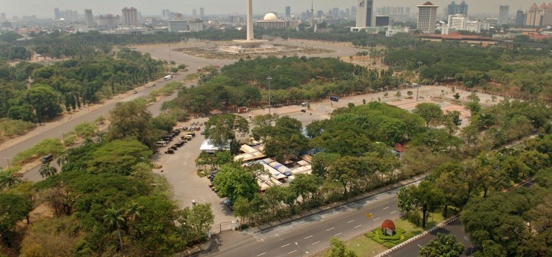 Suasana bundaran Jalan Merdeka Selatan, Jakarta.