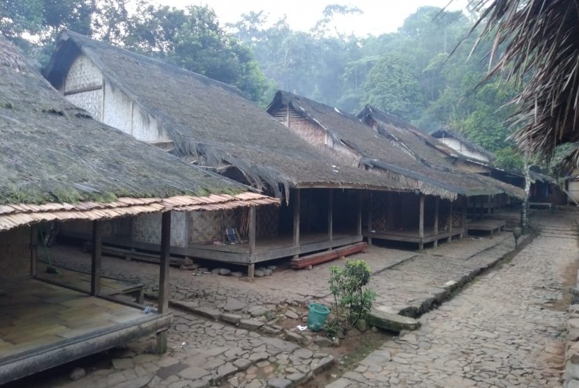 Suasana di Desa Kanekes tempat suku Baduy menetap. Mulai 13 Februari hingga 14 Mei, kawasan tersebut ditutup untuk wisatawan karena mereka tengah melaksanakan ritual Kawalu. (ilustrasi).