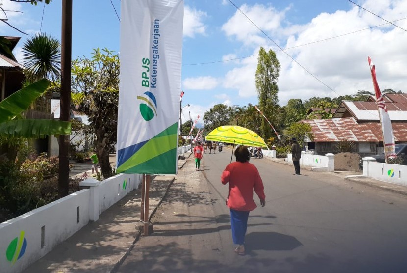 Suasana di Desa Pulutan, Kabupaten Minahasa, yang ditetapkan sebagai Desa Sadar Jaminan Sosial Ketenagakerjaan.