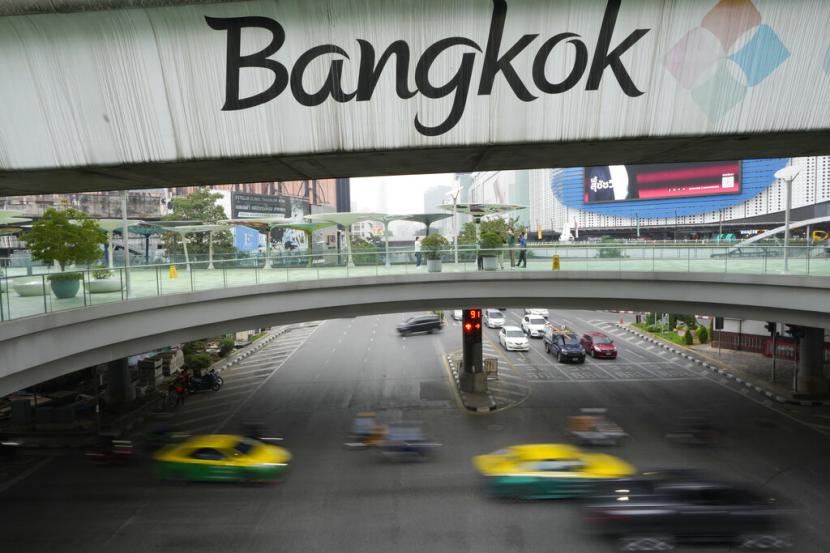 Suasana di Kota Bangkok, Thailand, Kamis (17/2/2022).