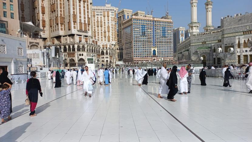 Suasana penyelenggaraan haji di area Masjidil Haram Makkah.