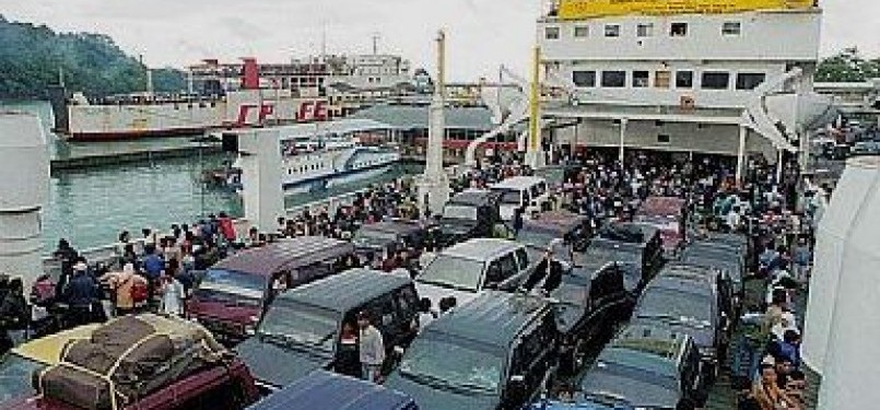 Suasana di Pelabuhan Merak (Ilustrasi)
