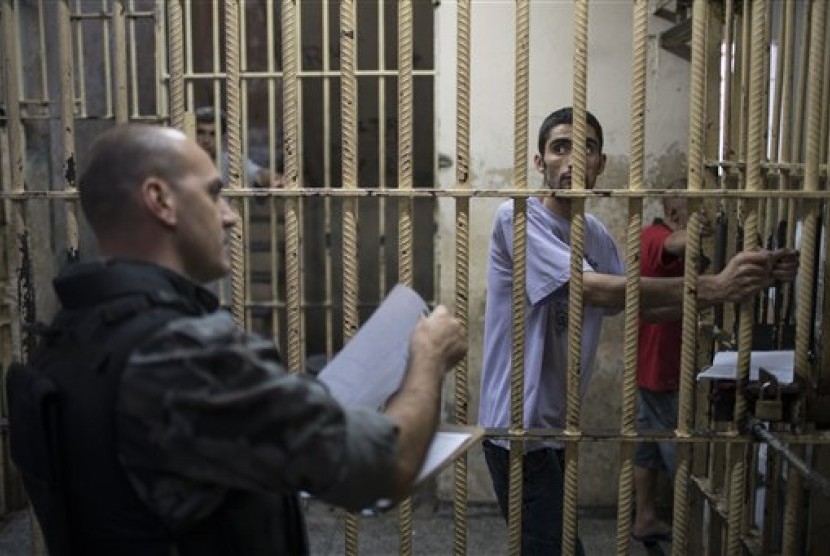 Suasana di penjara Kota Porto Alegre, Brasil.  (AP/Felipe Dana)