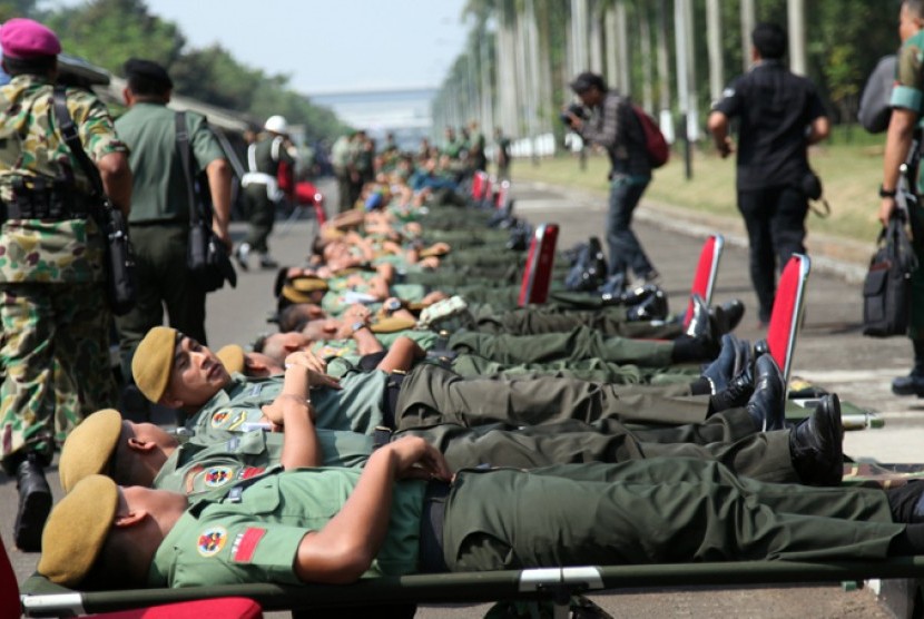 Suasana donor darah di Mabes TNI Cilangkap, Selasa (2/9).