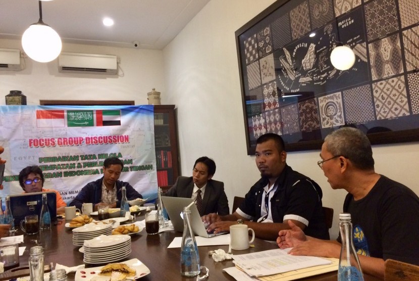 Suasana Forum Grup Discussion (FGD) di Bakoel Coffee, Jakarta, Sabtu (14/10).