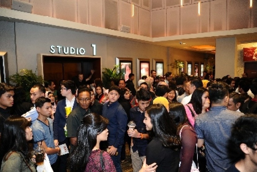 Suasana gala Premiere film 2014 di XXI Epicentrum, Jakarta (16/2)malam.