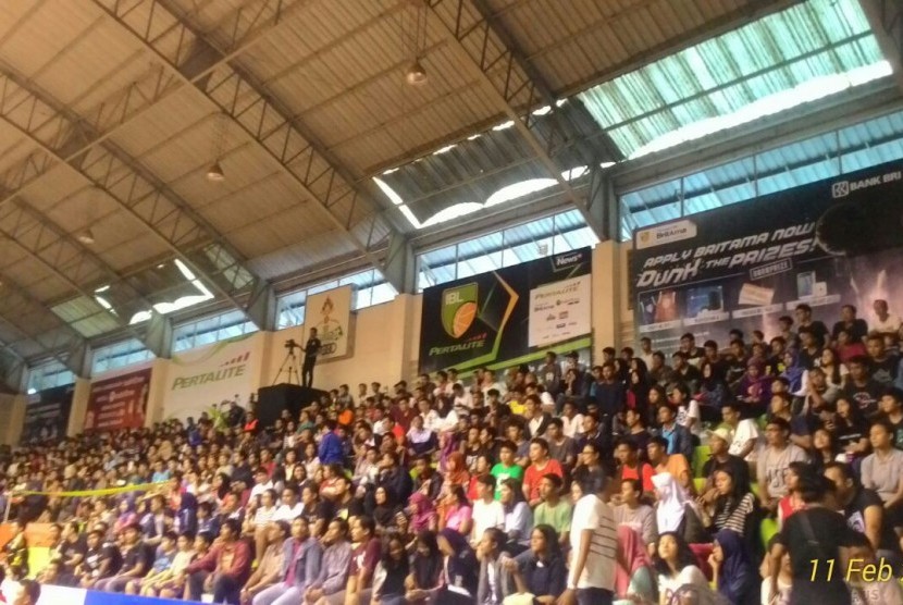 Suasana GOR Sahabat, Semarang, Jawa Tengah, pada gelaran IBL seri III 2017, Sabtu (11/2).