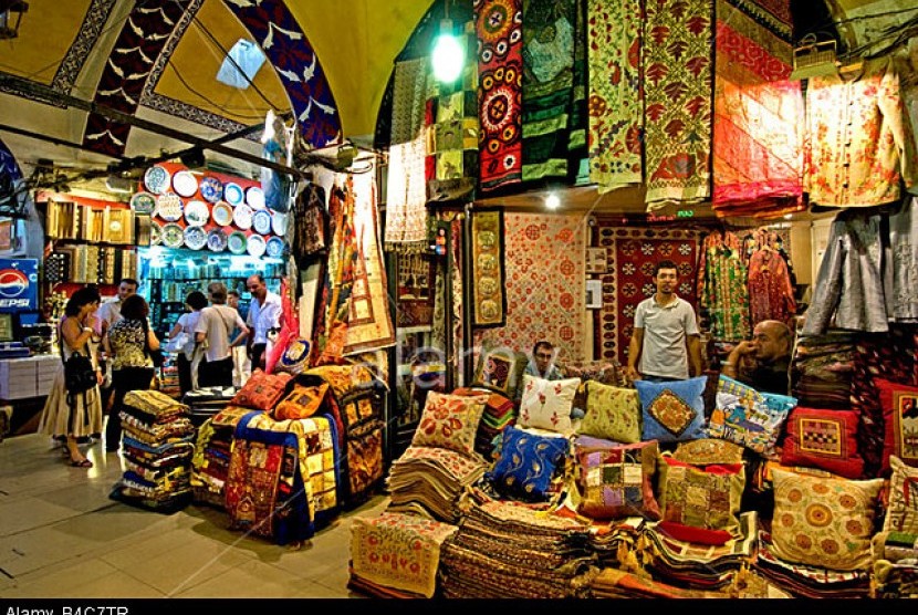 Suasana Grand Bazaar Capali, Istanbul Turki