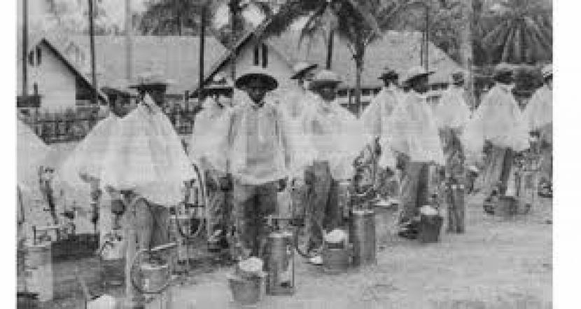 Suasana Hindia Belanda saat terkena wabah pada awal 1900-an.