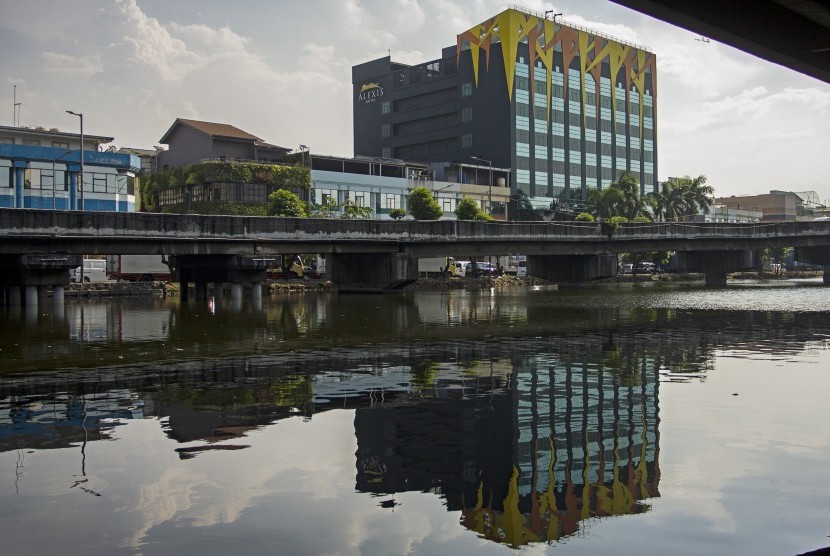 Suasana hotel dan griya pijat Alexis di Jakarta, Senin (30/10). 