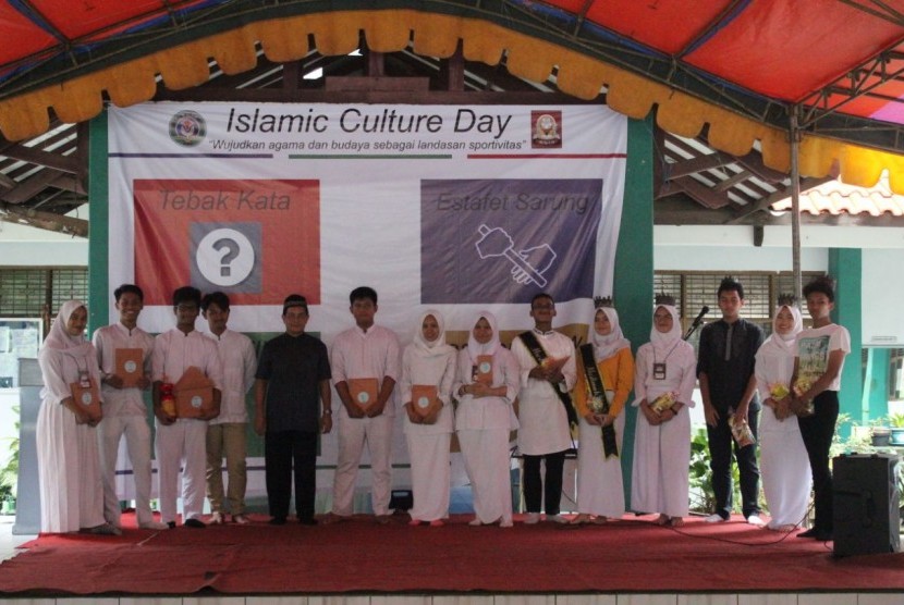 Suasana Islamic Culture Day yang diadakan di SMA Bosowa Bina Insani, Bogor, Jumat (20/4).