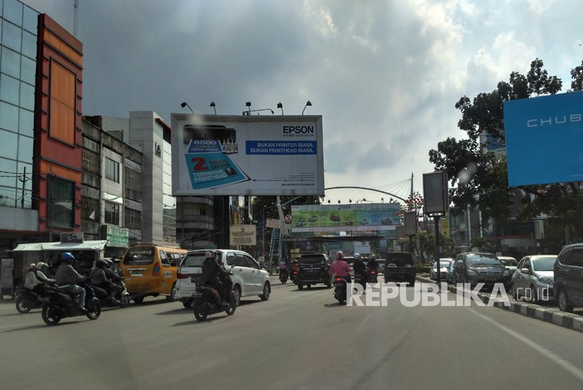 Warga Medan menyoroti buruknya manajemen sampah hingga banjir. alah satu sudut Kota Medan