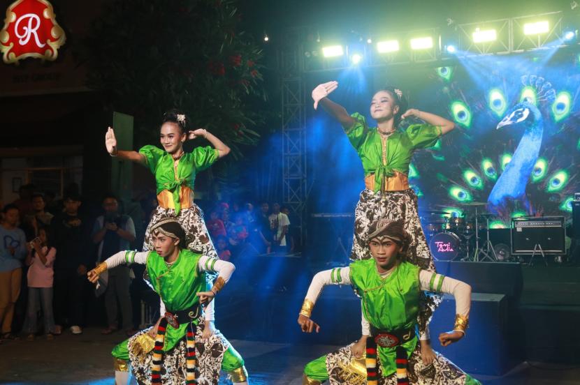 Suasana kegiatan Festival Prawirotaman 2023 di Yogyakarta.
