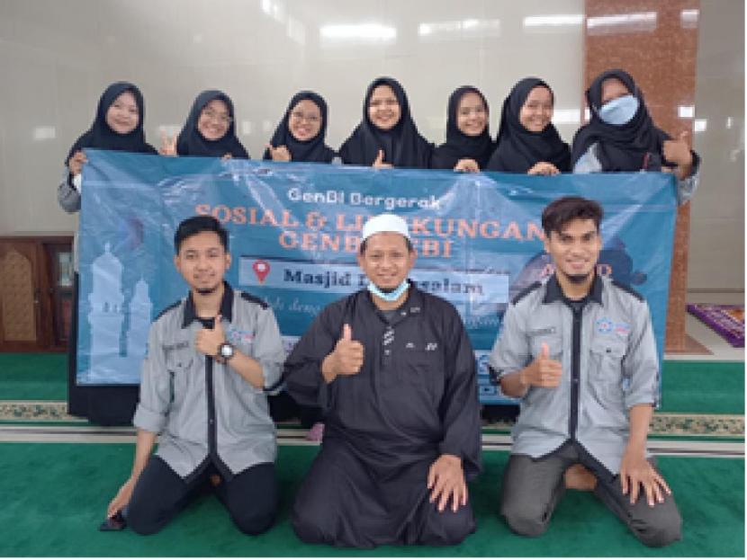 Suasana kegiatan GenBI Bergerak yang diadakan oleh penerima beasiswa Bank Indonesia atau  GenBI (Generasi Baru Indonesia) SEBI, Ahad (19/12).