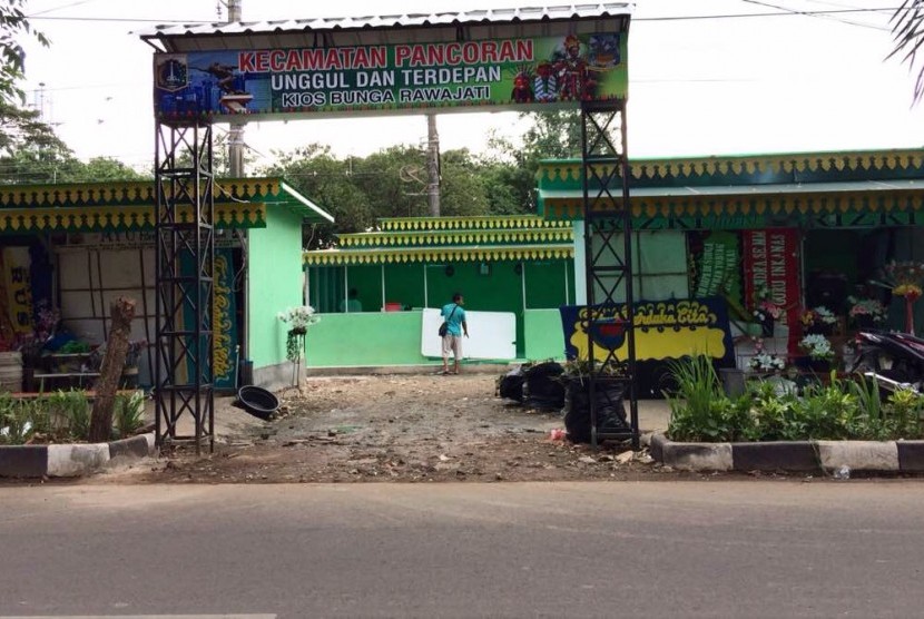 Suasana Kios Bunga Rawajati, Pancoran, Jakarta Selatan, Selasa (27/6).