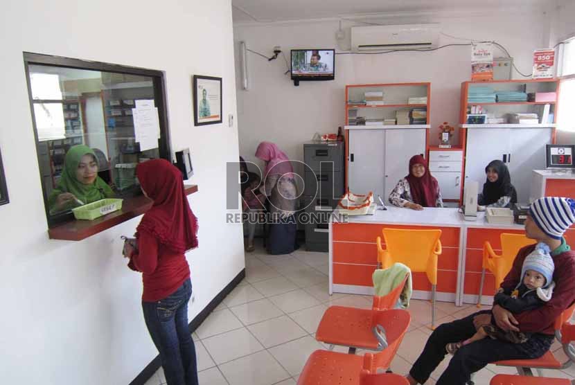 Suasana Klinik Rumah Bersalin Gratis RBG usai peresmian Klinik Pratama RBG RZ kerjasama antara Bank Muamalat dan Rumah Zakat (RZ), di Jl Turangga, Kota Bandung, Jumat (29/5). 