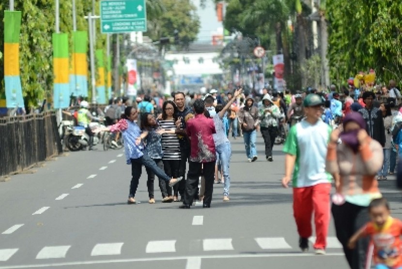 Suasana Kota Bandung.