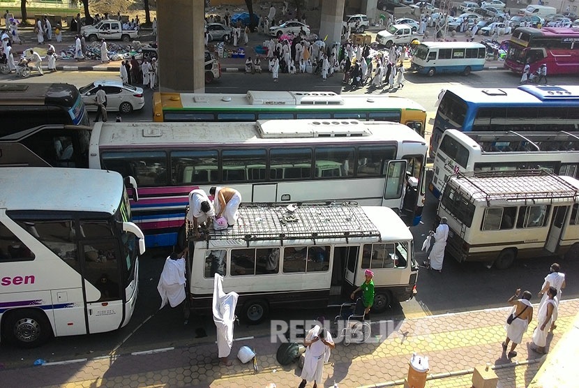  Suasana kota Makkah yang dikepung kemacetan lalu lintas pada Hari Raya Idul Adha.