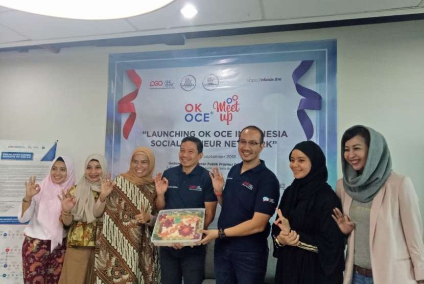 Suasana Launching PGO OK OCE Goes to National, Kamis (6/9) di Mal Pelayanan Publik DKI Jakarta, Setiabudi, Jakarta Selatan. Acara ini dihadiri oleh Ketua Umum PGO OK OCE Faransyah Agung, Co-Founder PGO OK OCE Indra Uno, dan beberapa pelaku UMKM binaan OK OCE.