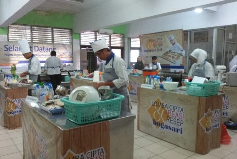 Suasana Lomba Cipta Kreasi Resep Bogasari 2016 bagi siswa SMK