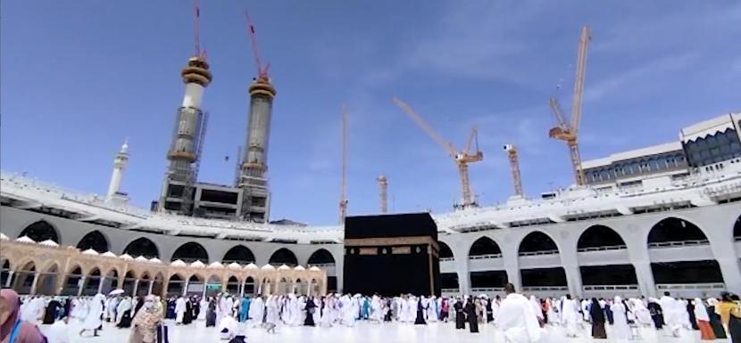 Suasana Masjidil Haram, Makkah, Arab Saudi. Tiba di Tanah Suci, Calon Jamaah Haji Bakal Disambut Cuaca Panas