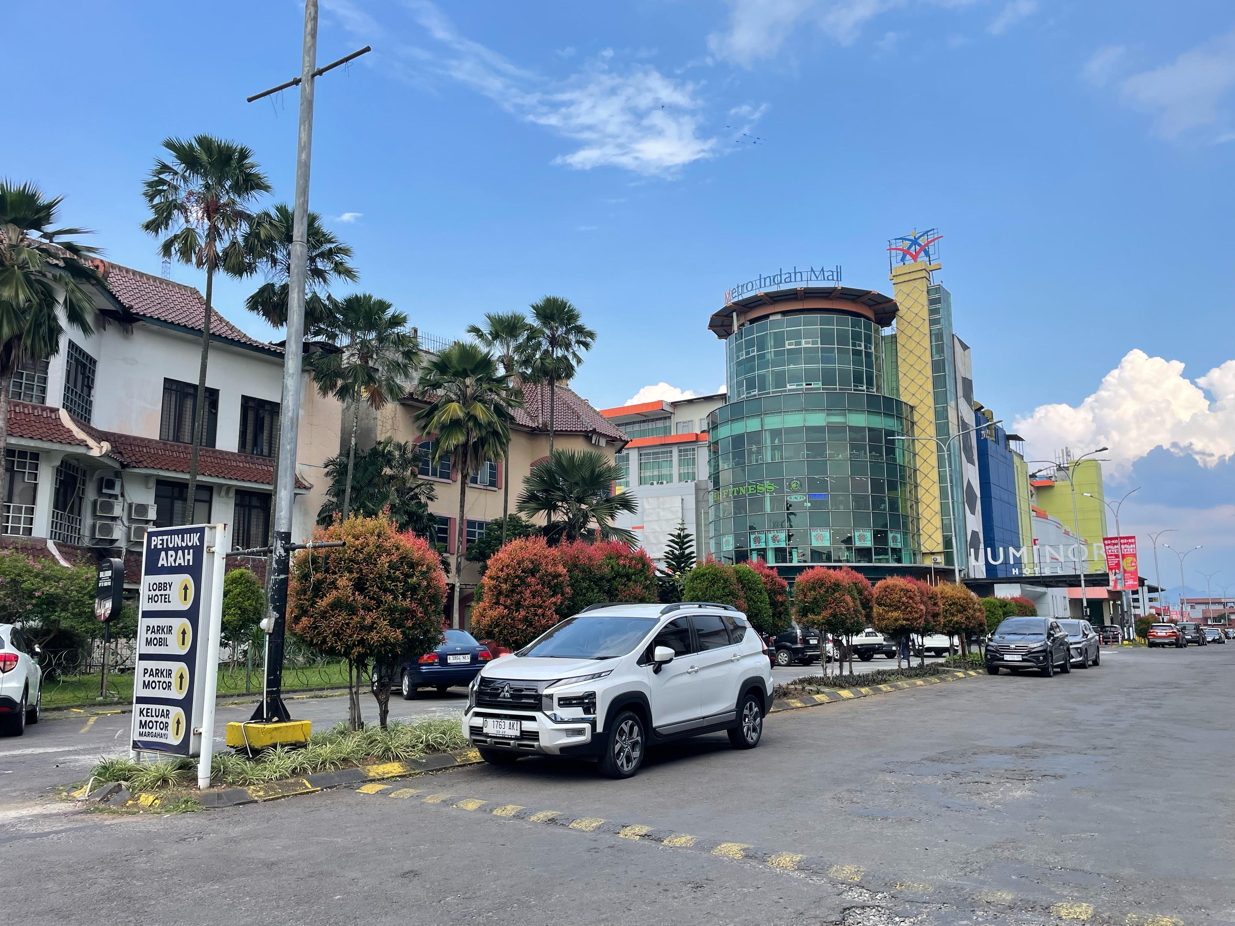 Suasana MIM Kota Bandung.