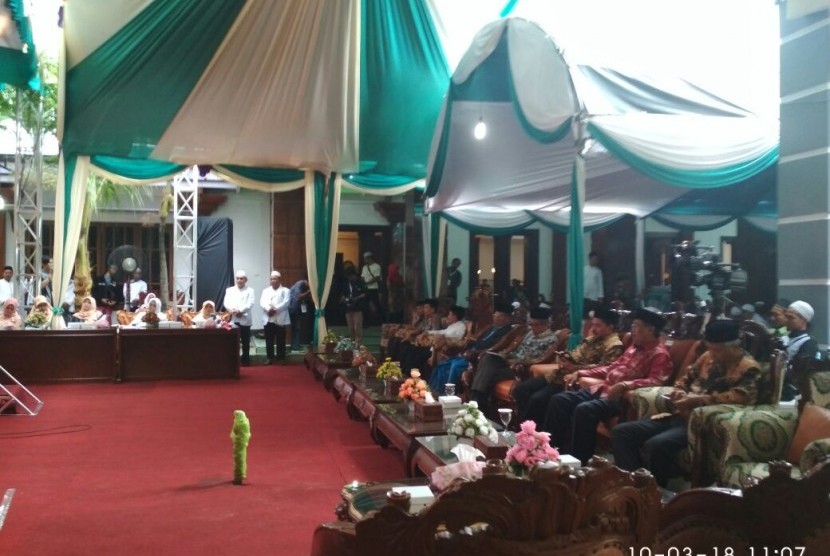 Suasana Muktamar Jam'iyyah Ahli Toriqoh Mu'tabaroh Indonesia atau JATMI di Pati, Senin (12/3).