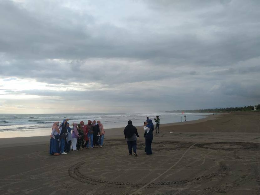 Suasana Pantai Pangandaran, Rabu (24/11). 