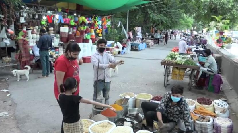 Suasana pasar di India di masa pandemi Covid-19